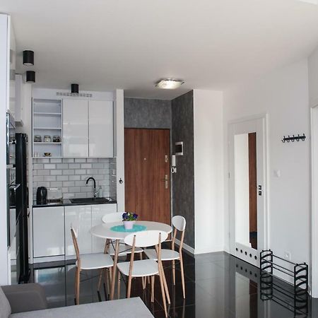 Apartament Winogrady Hawelanska Poznan Exterior photo